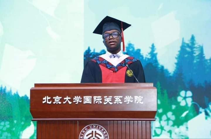 A la découverte du Dr Joseph Olivier Mendoo, premier Camerounais à avoir défendu une thèse de doctorat en Chinois